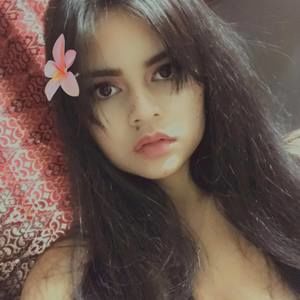 Meet your Posher, Evangeline